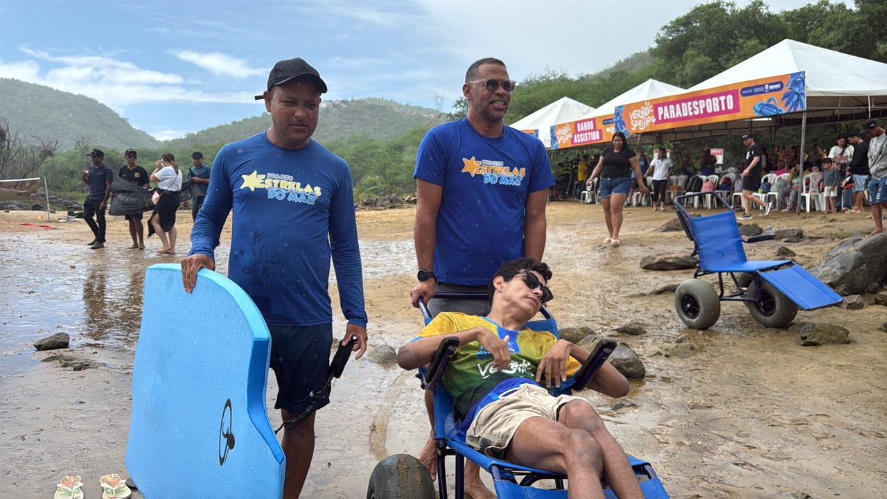 Vereador Sargento Byron participa de encerramento do Verão Sergipe junto ao Projeto Estrelas do Mar 
