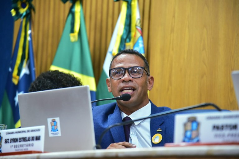 Vereador Sargento Byron reforça urgência na renovação da frota de ônibus de Aracaju 