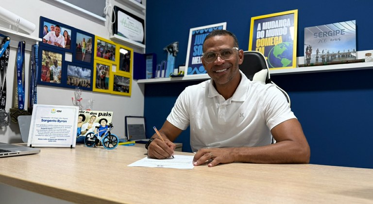 Vereador Sargento Byron sinaliza demandas para a Emurb e a Emsurb 