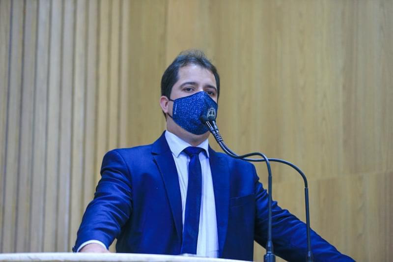 Vereador Sávio cobra medidas para redução de assaltos a ônibus intermunicipais