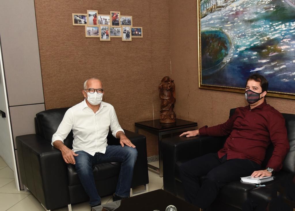 Vereador Sávio comemora pagamento de auxílio pela PMA