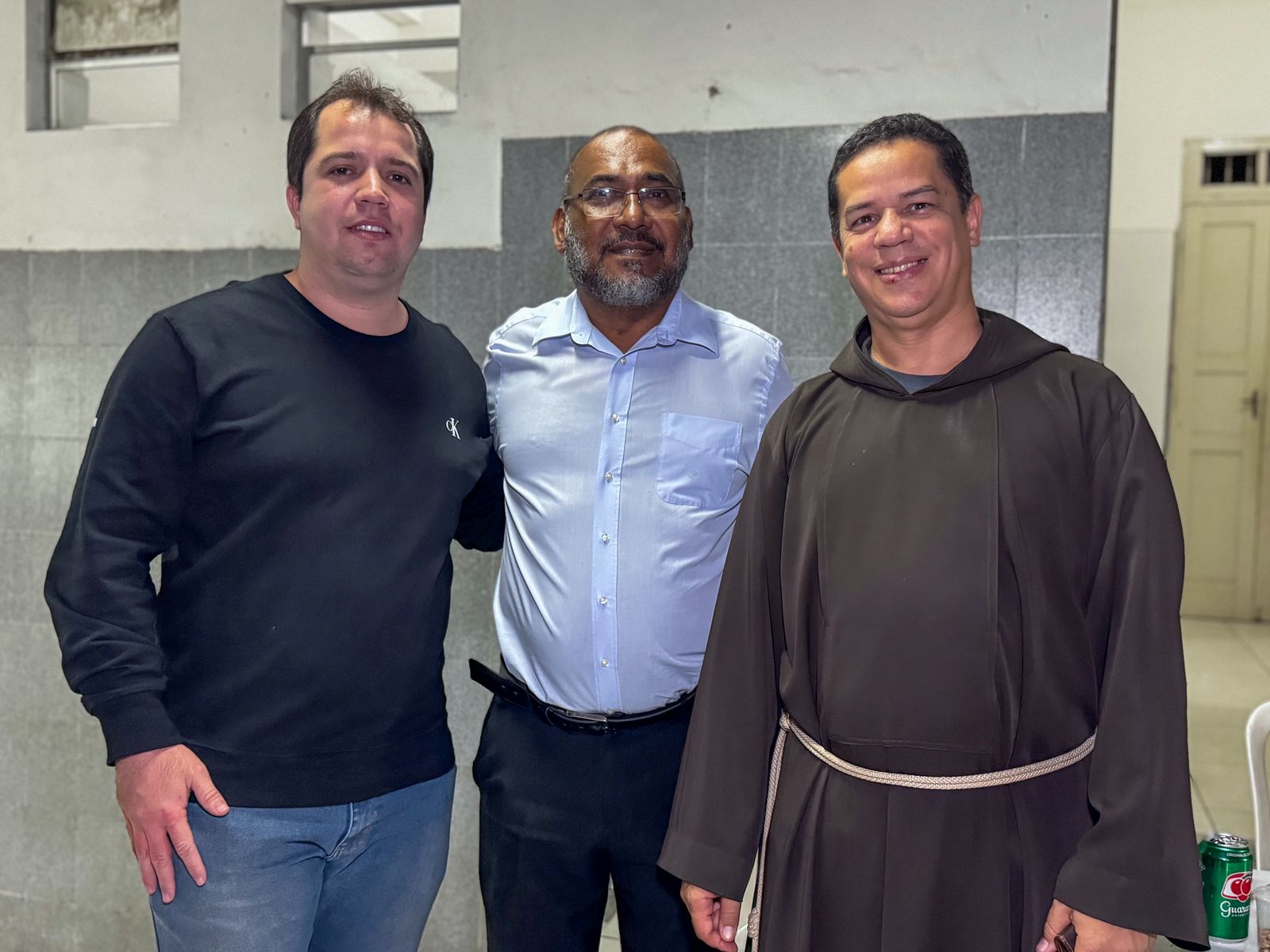 Vereador Sávio prestigia evento católico do bairro América e recebe gratidão da comunidade