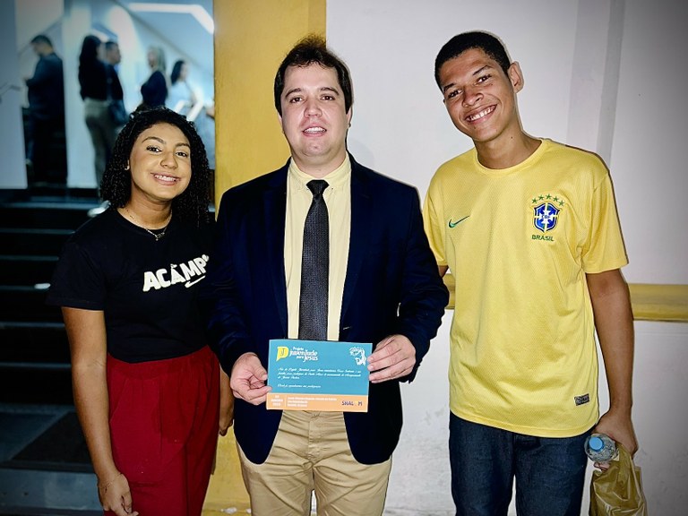 Vereador Sávio recebe agradecimento da comunidade Shalom por apoio à evangelização 