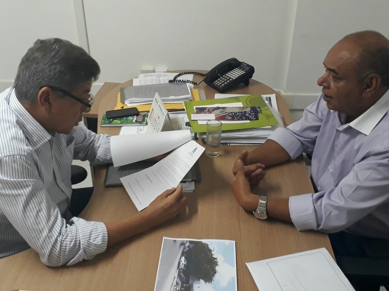 Vereador Seu Marcos leva reivindicações a SEMA