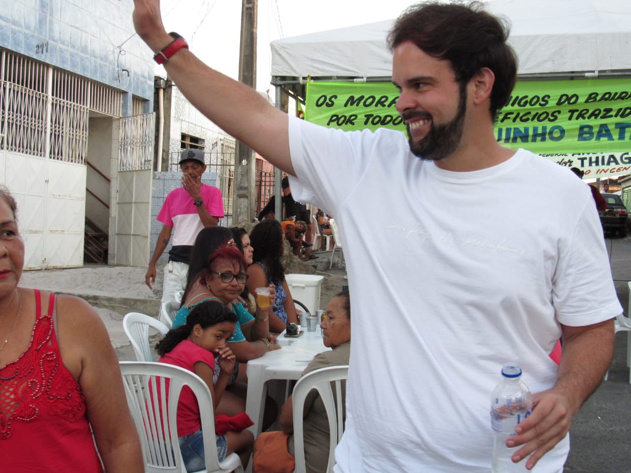 Vereador Thiaguinho prestigia festa do Dia dos Pais no 18 do Forte