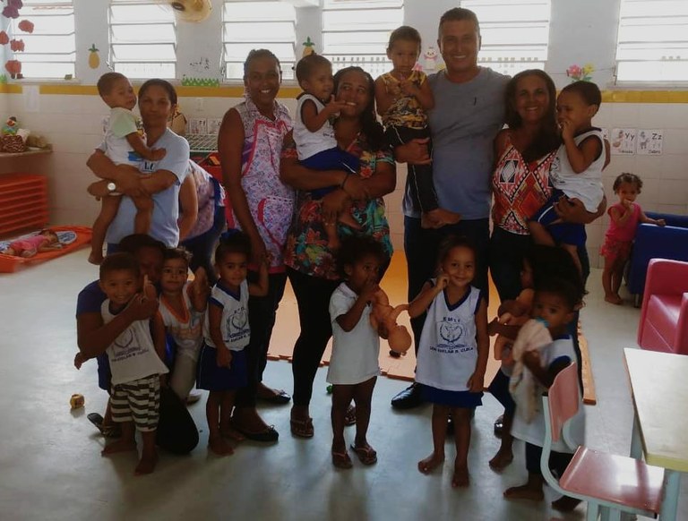 Vereador Zezinho cobra mais investimentos em escolas municipais de Aracaju