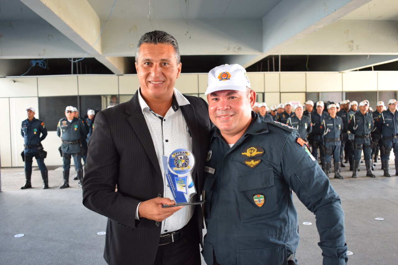 Vereador Zezinho do Bugio recebe homenagem da CPTRAN