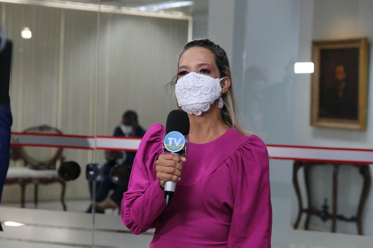 Vereadora Sheyla Galba solicita revisão de aumentos abusivos do IPTU