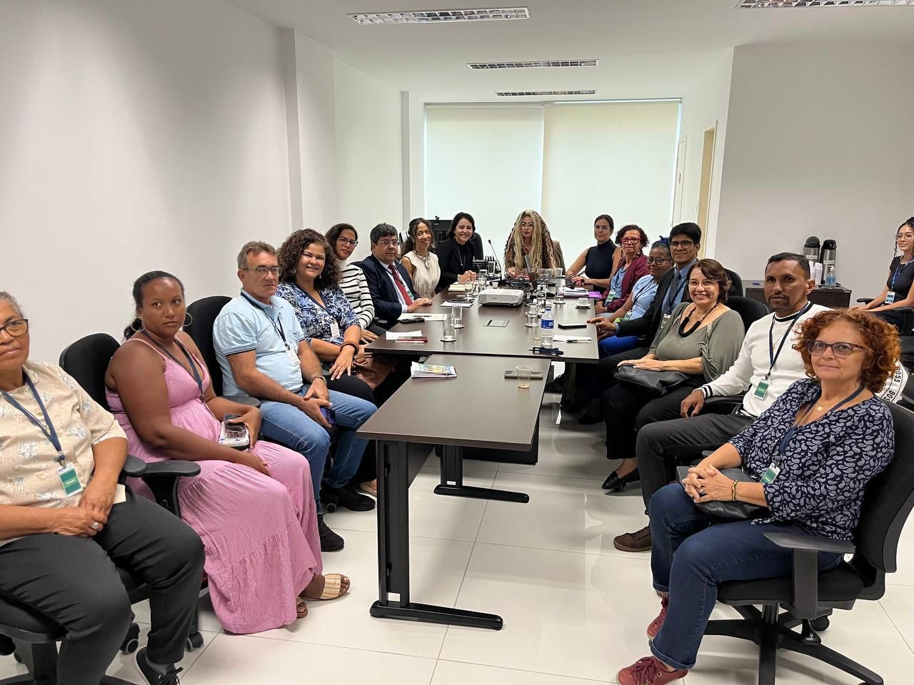 Vereadora Sonia Meire participa de reunião no MPF para garantir consulta prévia às catadoras de mangaba 