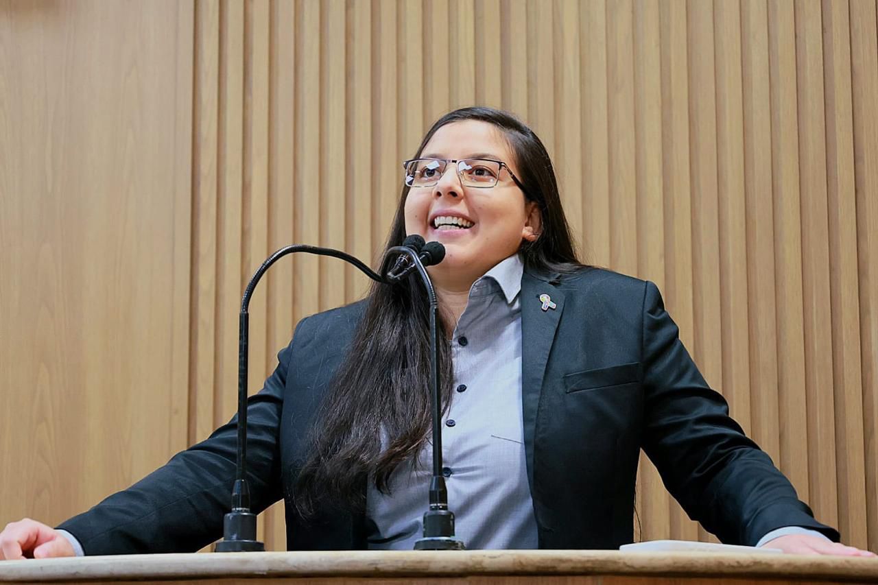 Vereadora Thannata destaca aprovação de piso nacional para garis na Câmara dos Deputados