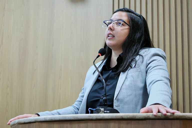 Vereadora Thannata elogia gestão humanizada da secretaria de saúde , Débora Leite , e destaca atendimento à demanda da comunidade