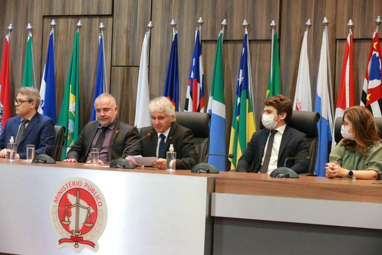 Vereadores acompanham fórum que debate sobre transporte público