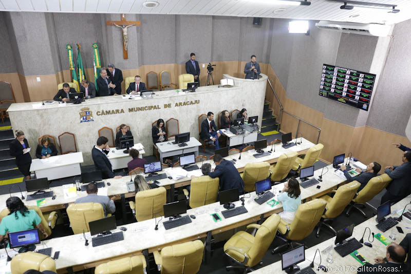 Vereadores analisam 38 proposituras nesta terça-feira