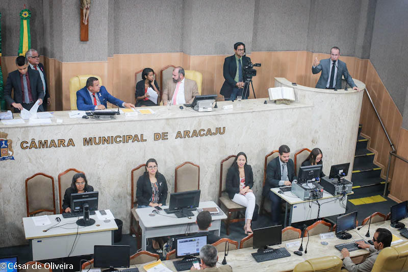 Vereadores apreciam 17 proposituras nesta terça-feira