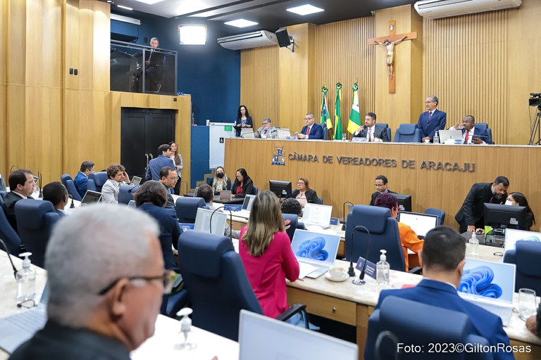 Vereadores apreciaram mais de 100 proposituras nesta semana