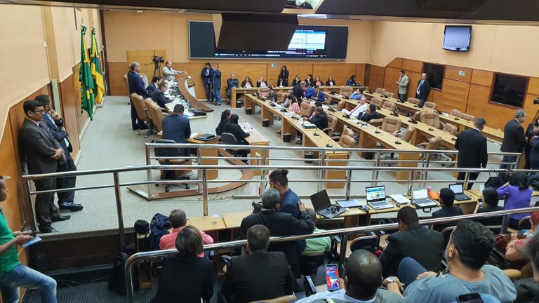 Vereadores aprovam 13 proposituras na 9ª Sessão Ordinária