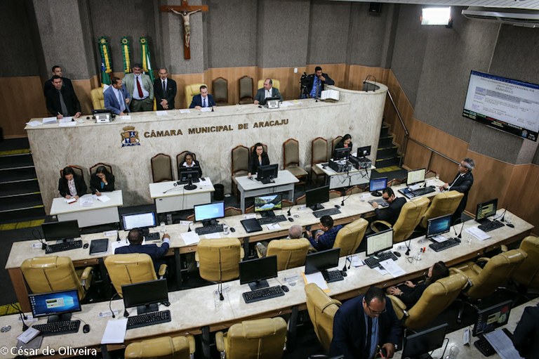 Vereadores aprovam 12 proposituras nesta terça, 10