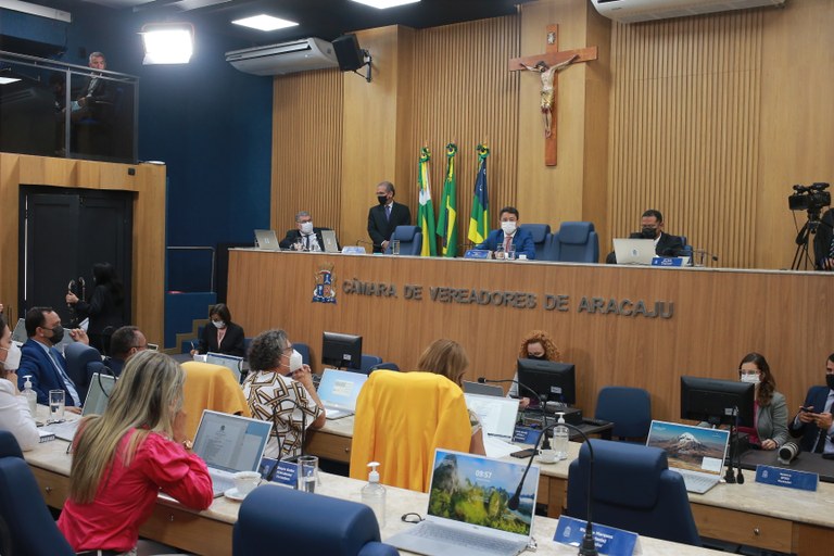 Vereadores de Aracaju aprovam 7 proposituras nesta quinta-feira