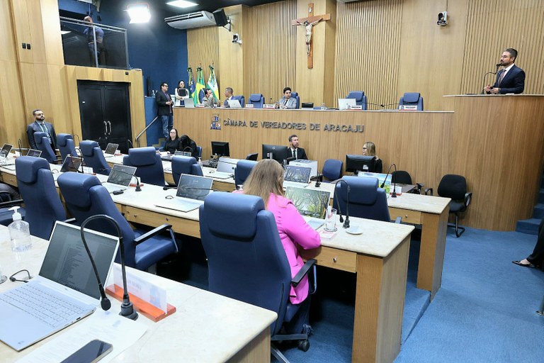 Vereadores debatem segurança pública, desigualdade social e meio ambiente durante o Grande Expediente