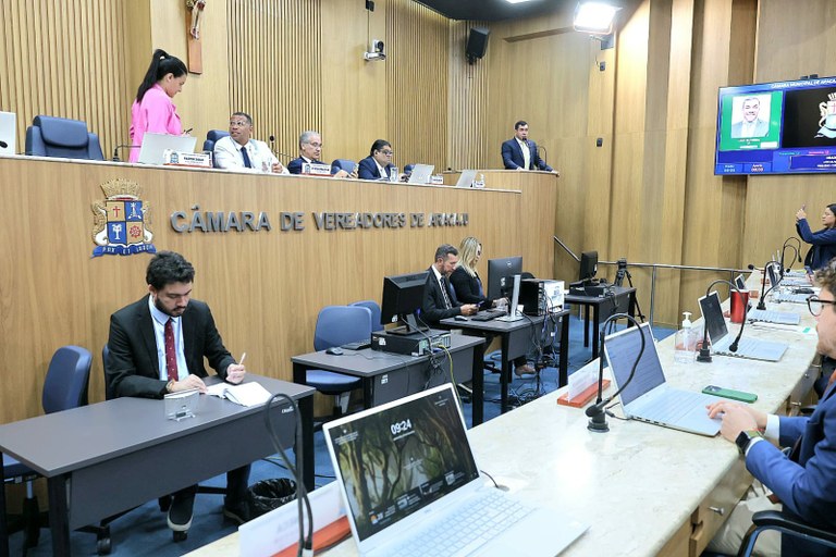 Vereadores destacam demandas de categorias, infraestrutura e justiça social no Pequeno Expediente da 103ª Sessão Ordinária