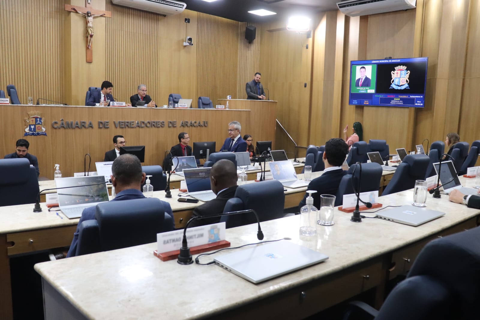 Vereadores destacam demandas por infraestrutura, educação e inclusão durante o Pequeno Expediente desta quinta-feira, 26