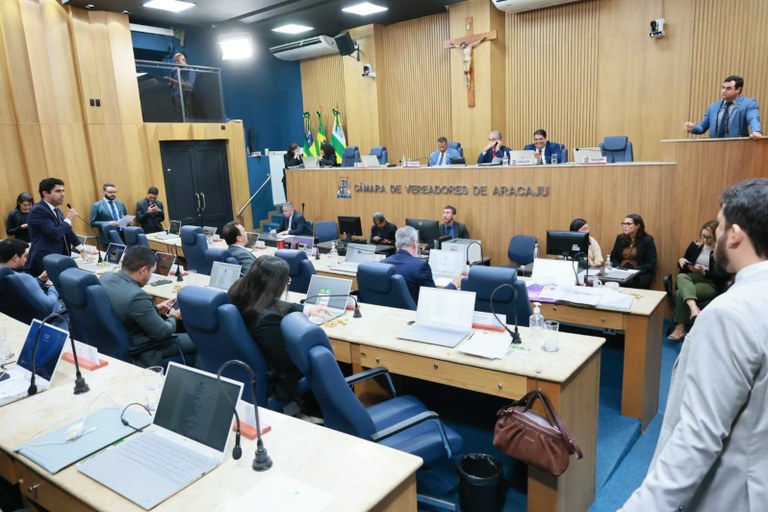 Vereadores destacam obras no Paraíso do Sul e crise do abastecimento de água durante o Grande Expediente