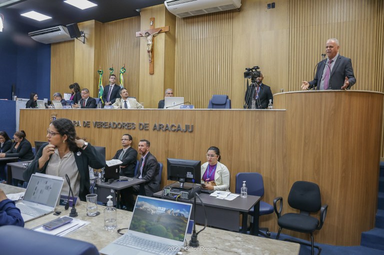 Vereadores discutem situação do transporte coletivo