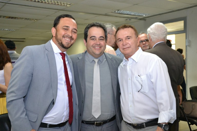 Vereadores participam de regulamentação da política de resíduos da construção civil em Aracaju