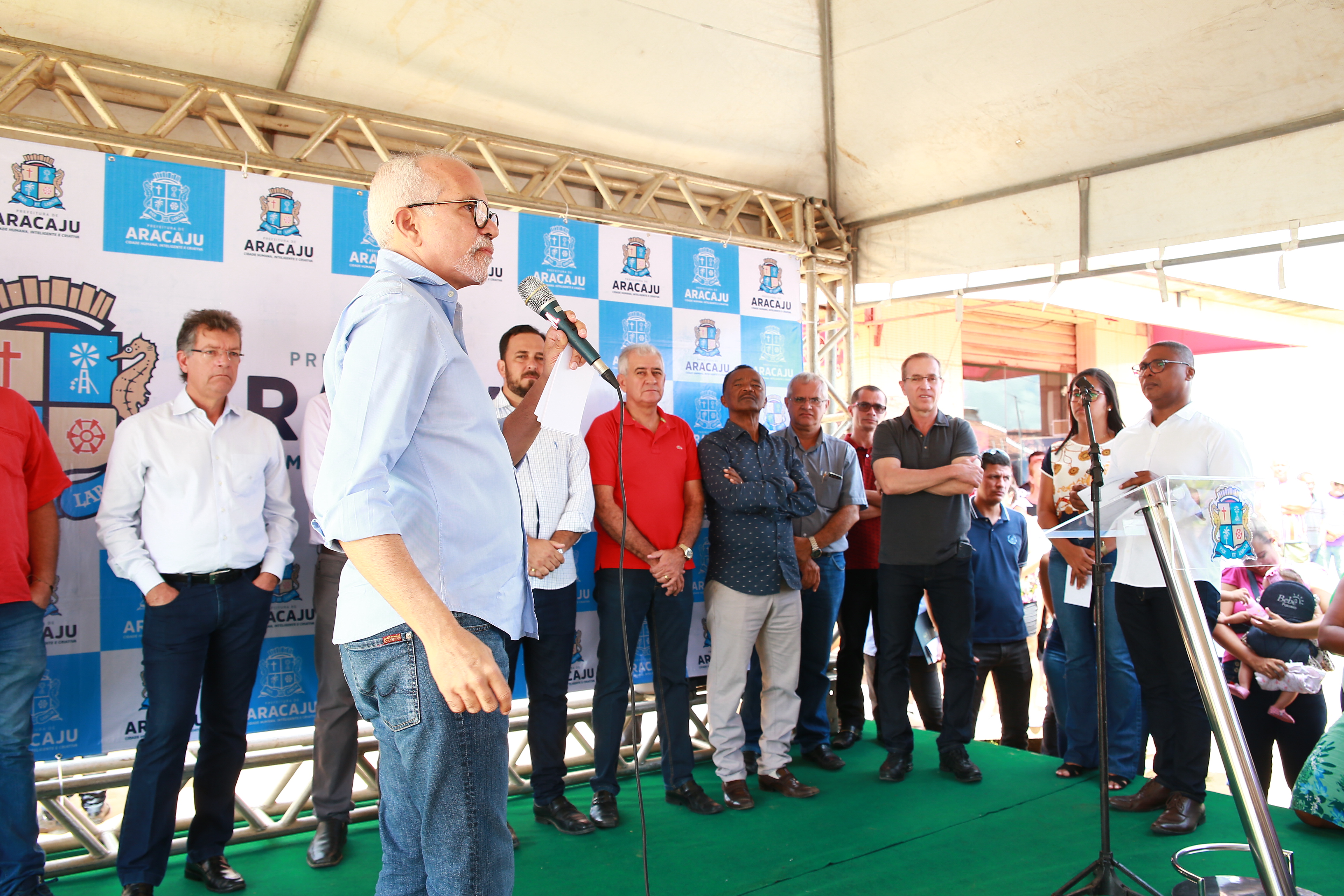 Vereadores participam de ordem de serviço da obra de infraestrutura do Loteamento Rosa do Sol