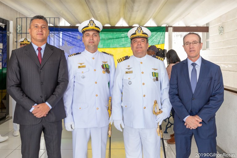 Vereadores participam de transmissão de cargo na Capitania dos Portos