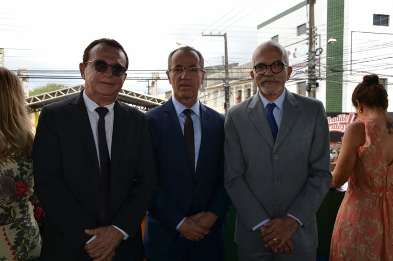 Vereadores participam de Desfile Cívico Estudantil Municipal