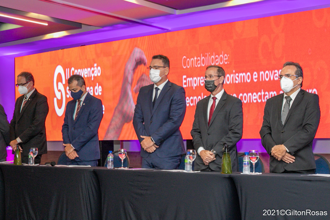 Vereadores participam de abertura da II Convenção Sergipana de Contabilidade