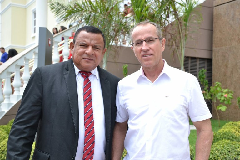 Vereadores prestigiam inauguração da Catedral da Fé em Aracaju 