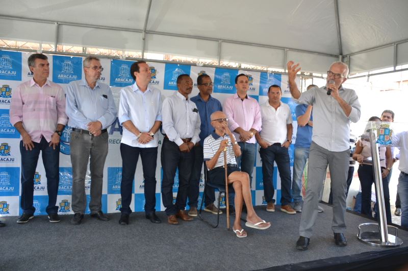 Vereadores prestigiam ordens de serviços no Augusto Franco