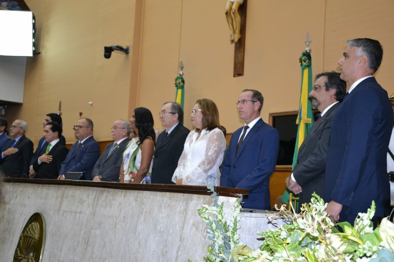 Vereadores prestigiam a posse do governador e vice-governadora do Estado	