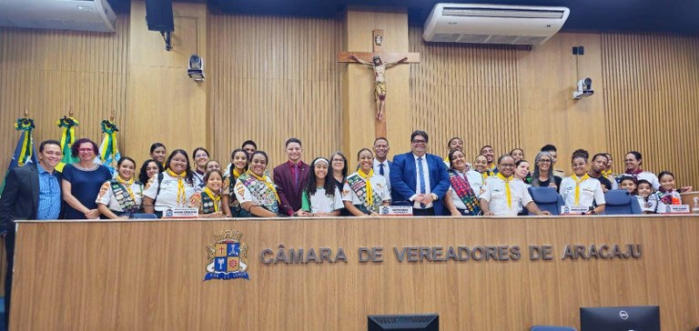 Vereadores recebem representantes do Clube de Desbravadores e Aventureiros da Igreja Adventista