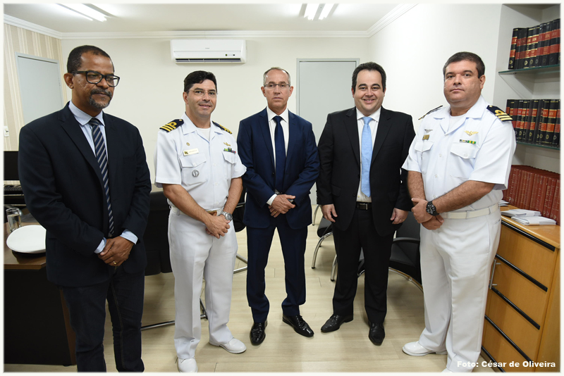 Vereadores recebem visita do Capitão de Portos de Sergipe