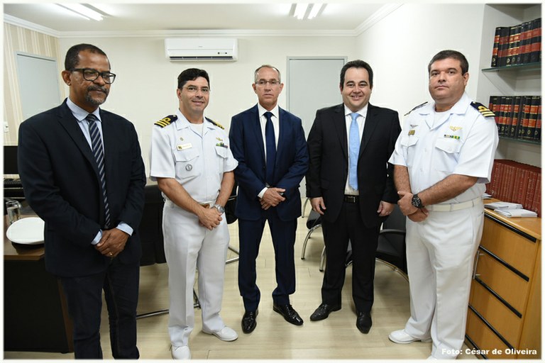 Vereadores recebem visita do Capitão de Portos de Sergipe
