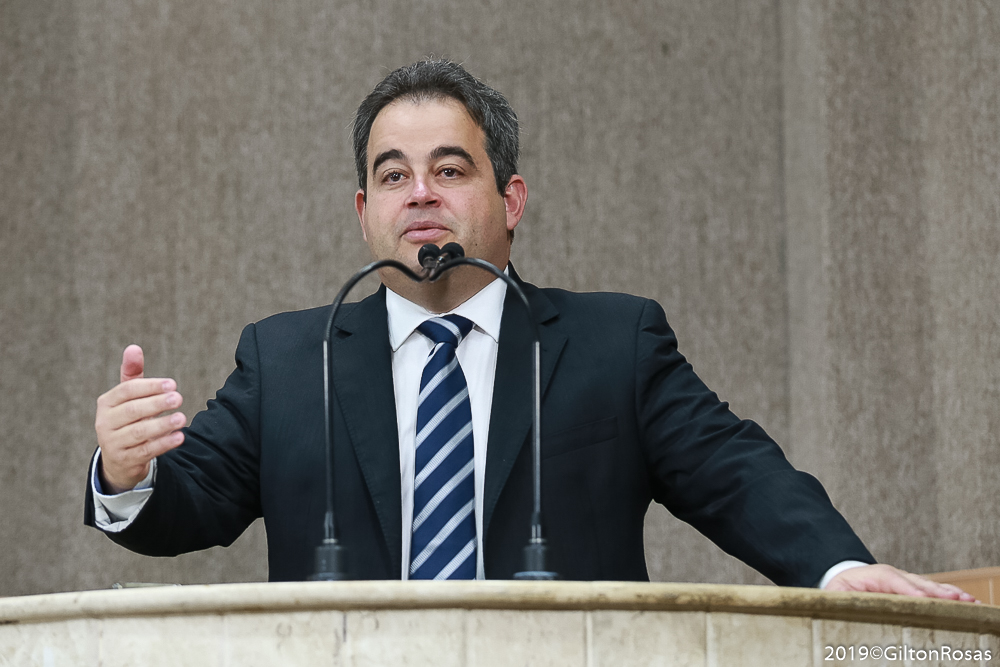 Vinícius Porto destaca atuação da Prefeitura de Aracaju na realização de obras e investimentos 