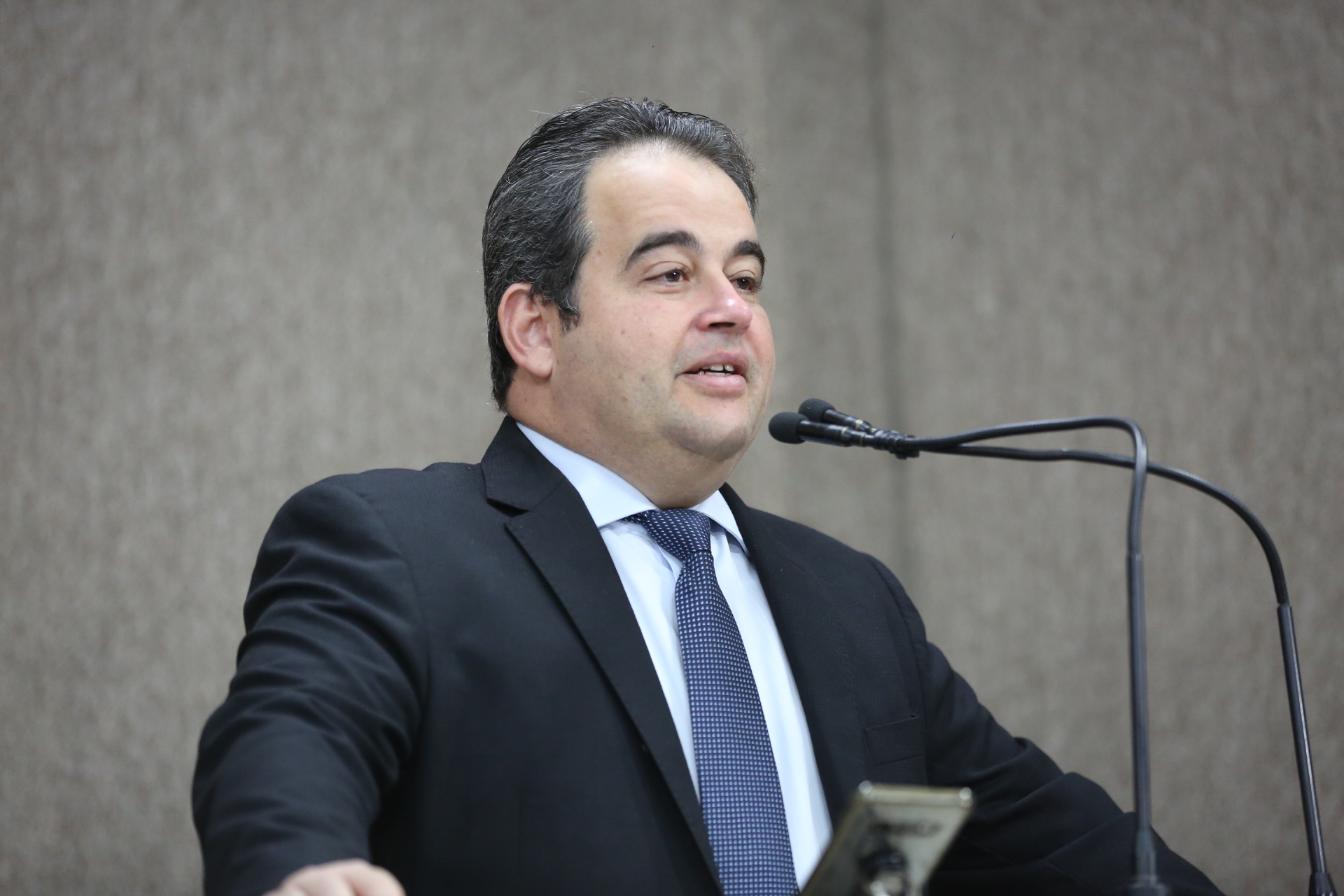 Vinícius Porto destaca eficiência da gestão financeira da Prefeitura de Aracaju