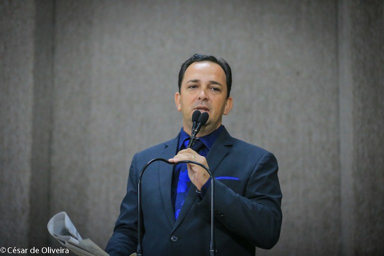 Voos diretos para Aracaju podem contribuir para impulsionar o turismo, diz Fábio Meireles