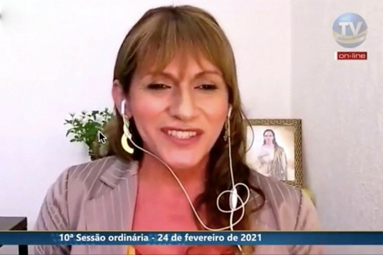 Linda Brasil chama atenção para o déficit habitacional em Aracaju