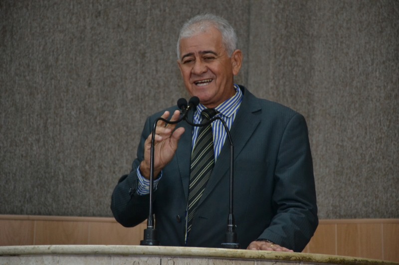 Zé Valter agradece superintendente da SMTT por atender suas solicitações