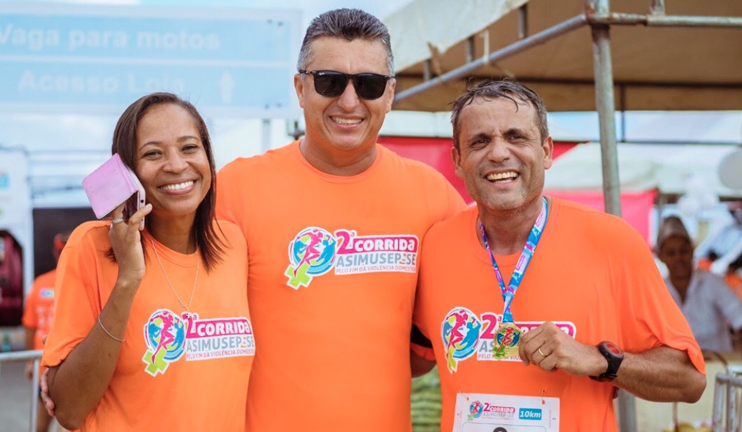 Zezinho participa de Corrida pelo fim da violência contra a mulher